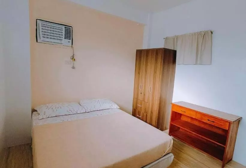 ユースホステル Bridgeview Residences