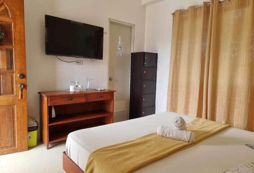 Hostel Bridgeview Residences