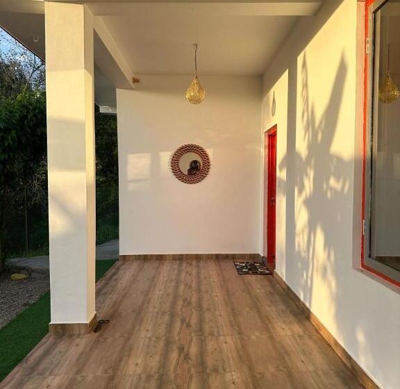 צימר Earth Homes Bir