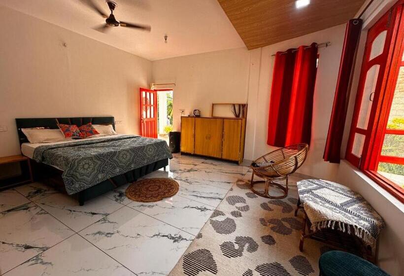 צימר Earth Homes Bir