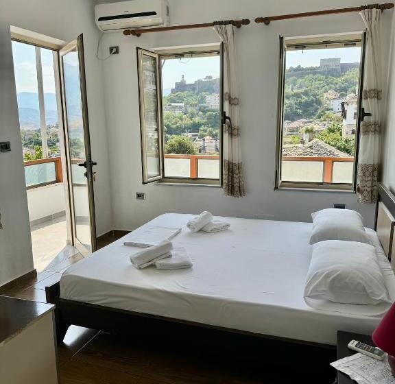 تختخواب و صبحانه Guest House Sofa