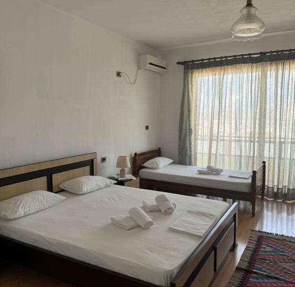 تختخواب و صبحانه Guest House Sofa