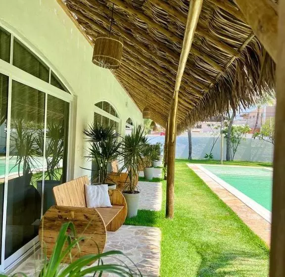 تختخواب و صبحانه Pousada Vila Flow