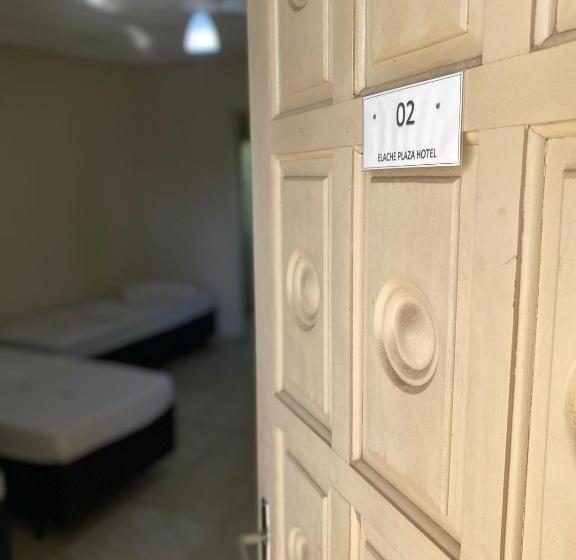 فندق Elache Plaza