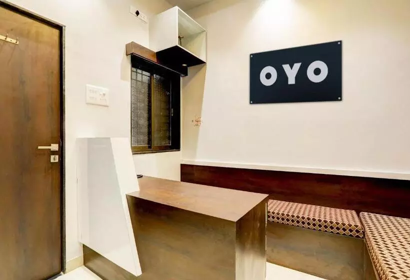 O Yuvraj Hotel Barshi