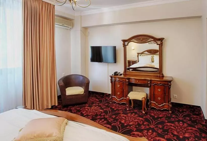 Hotelli Privighetoarea