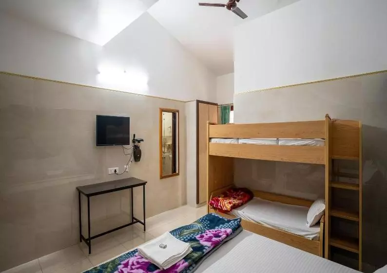 Hotelli Raja Garden Hills View