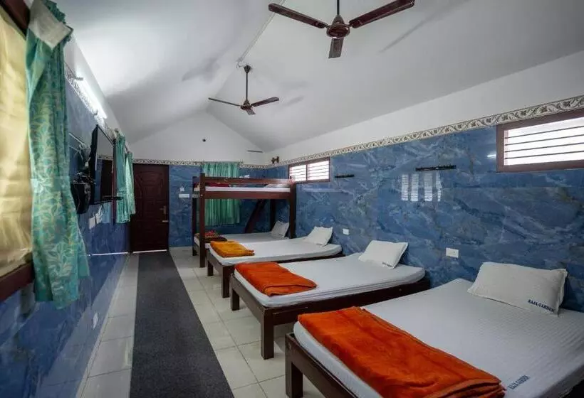 Hotelli Raja Garden Hills View