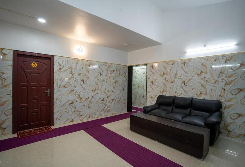 Hotel Raja Garden Hills View