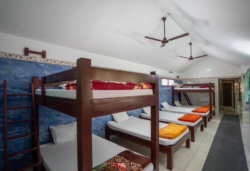 Hotel Raja Garden Hills View