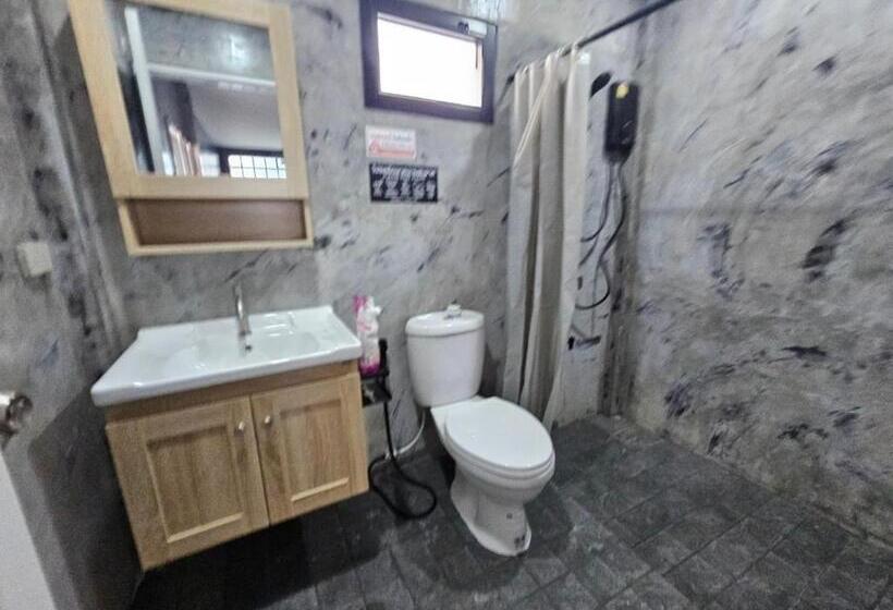 No.10 Hostel Prachuap Khiri Khan