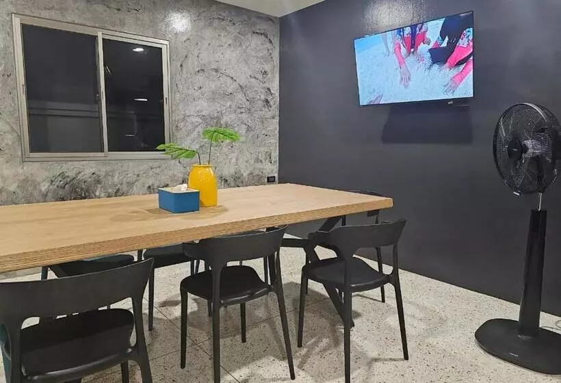 No.10 Hostel  Prachuap Khiri Khan