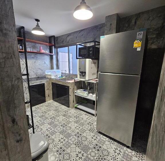 No.10 Hostel Prachuap Khiri Khan