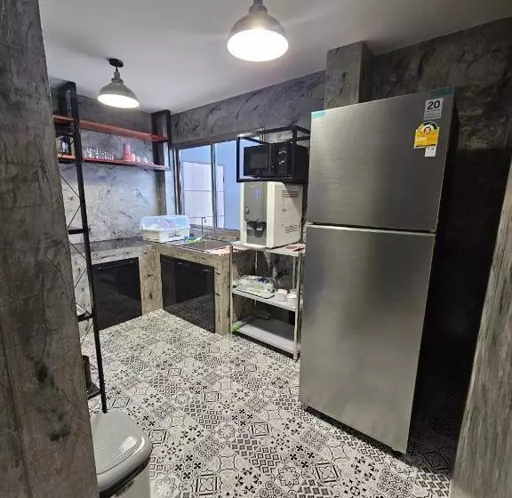 No.10 Hostel  Prachuap Khiri Khan