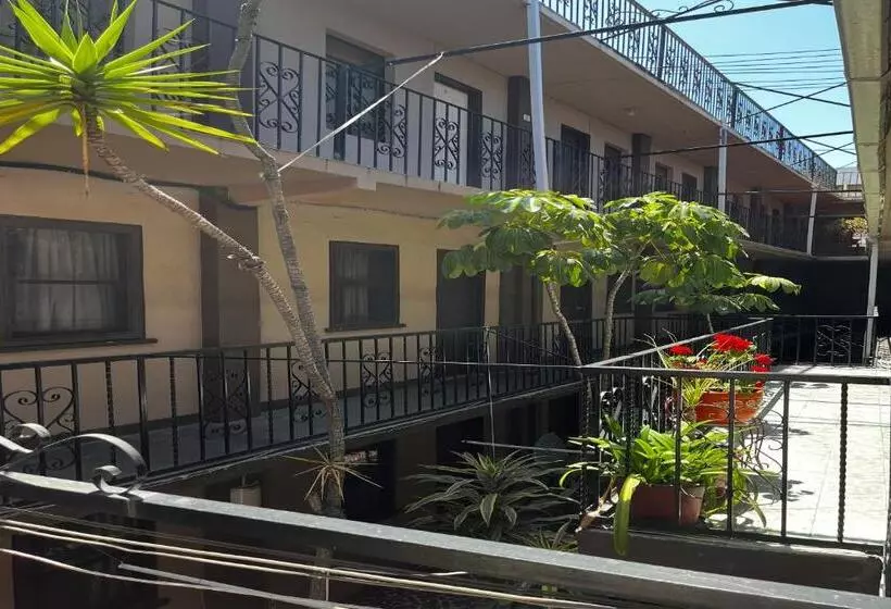 Oyo Hotel Linda