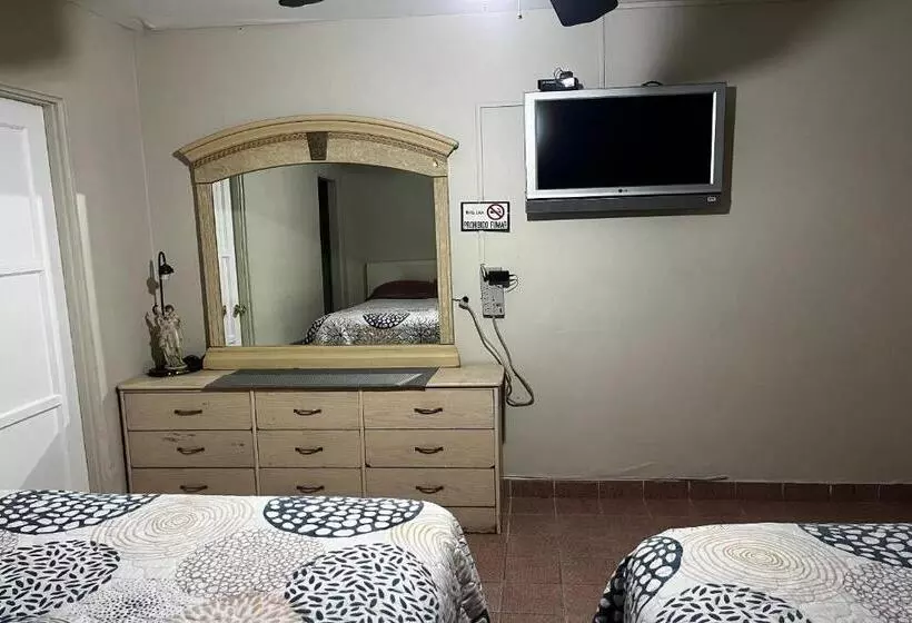 Oyo Hotel Linda
