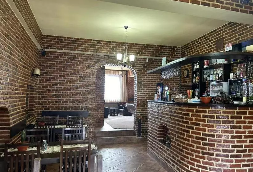 پانسیون Casa Alex Rasnov