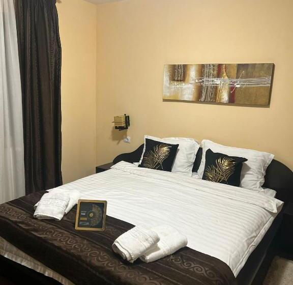 پانسیون Casa Alex Rasnov