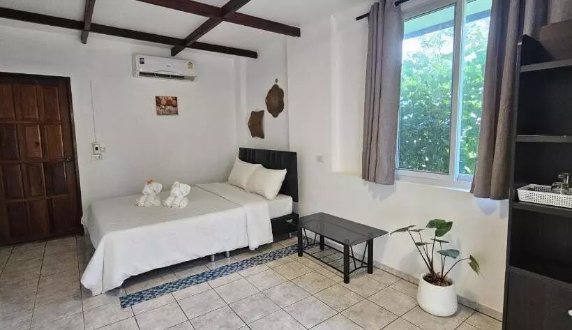 Majatalo Koh Mak Garden View