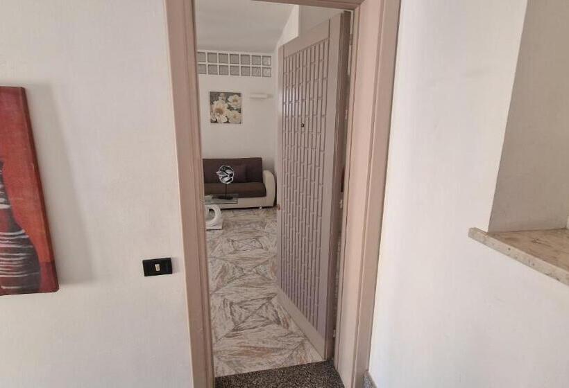 膳宿费 La Casa Di Sayf