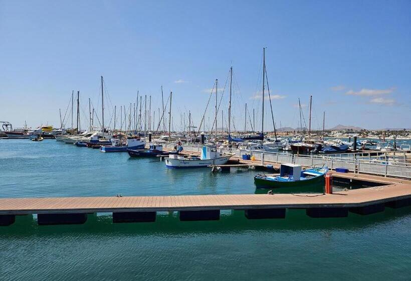 هاستل Corralejo Coliving By Amazzzing Travel