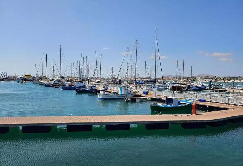 هاستل Corralejo Coliving By Amazzzing Travel