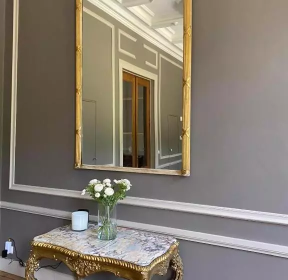 ベッドアンドブレックファースト Château De Laclaireau