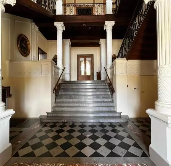 ベッドアンドブレックファースト Château De Laclaireau