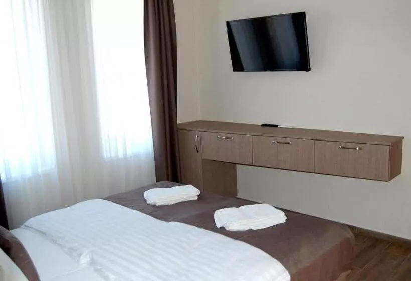 Aamiaismajoitus (B&B) M70 Panzió Muraszemenye