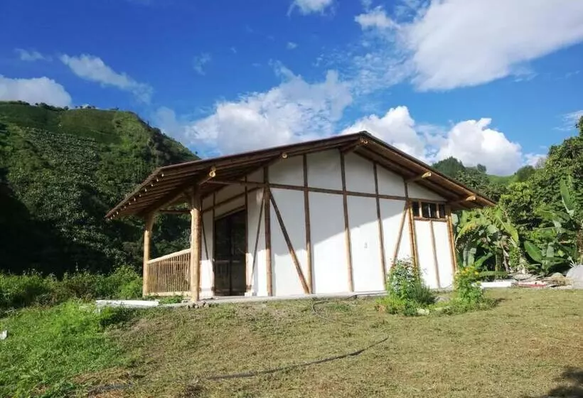 ホテル Cabaña Nido De Amazilia