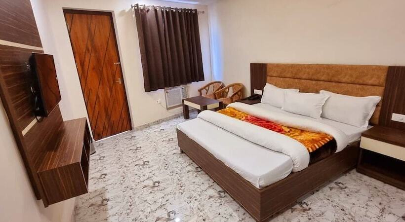 בית מלון כפרי Daksh