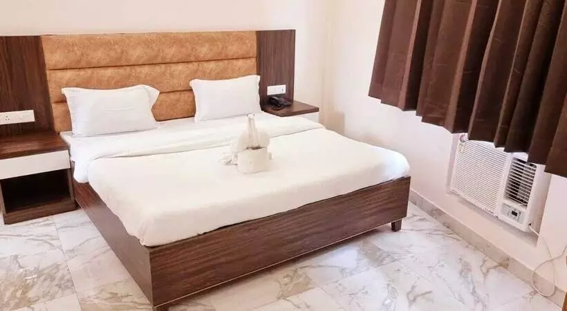 Hotel Daksh