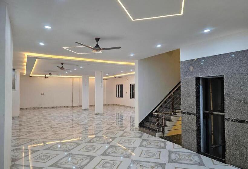 호텔 Simony Palace