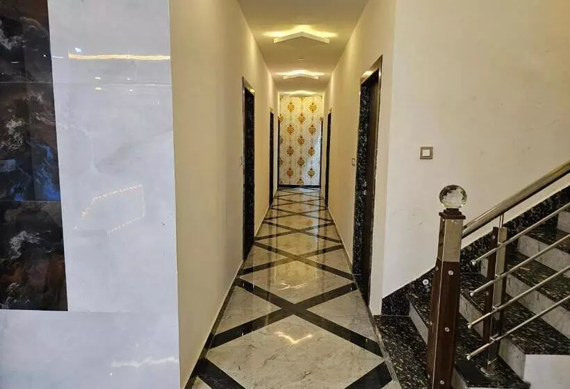 Hotel Simony Palace