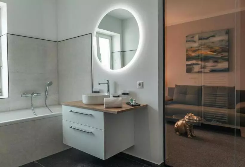 Hotelli Kirchenwirt Stubenberg Kunst