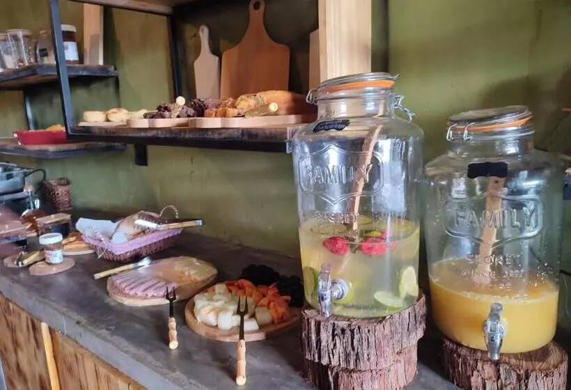 Hotelli Pousada Roliúde Nordestina A 600 Metros Do Centro De Cabaceiras