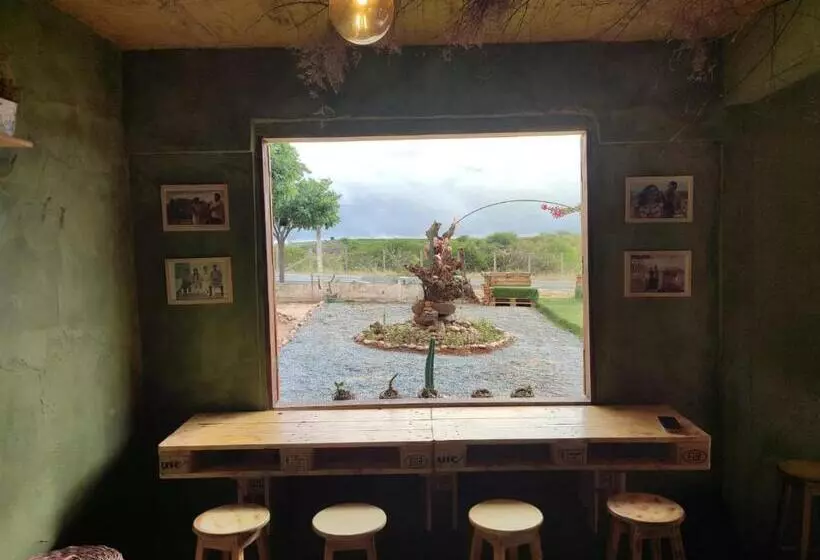 Hotelli Pousada Roliúde Nordestina A 600 Metros Do Centro De Cabaceiras