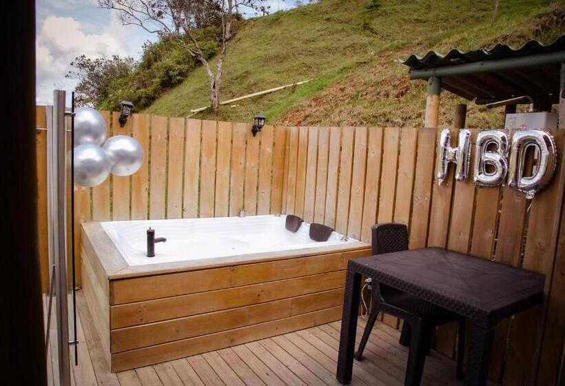 בית מלון כפרי Tierra Escondida Glamping