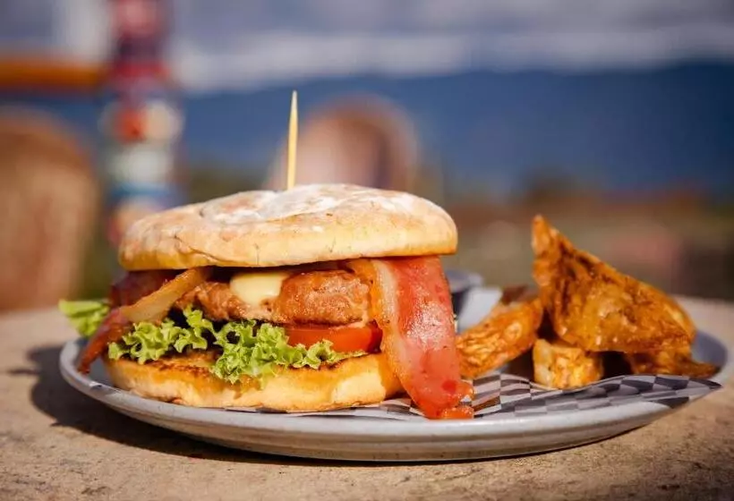 Hotelli Tierra Escondida Glamping