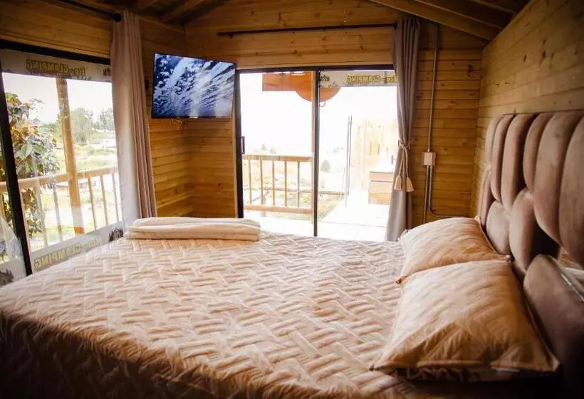 Hotelli Tierra Escondida Glamping