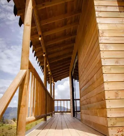 Hotelli Tierra Escondida Glamping