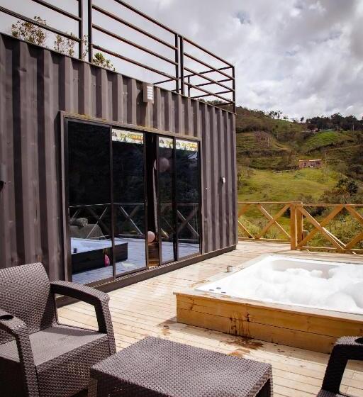 בית מלון כפרי Tierra Escondida Glamping