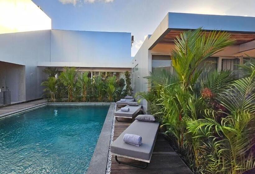 Hotelli Unit Space Village