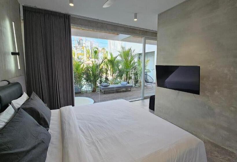 Hotelli Unit Space Village