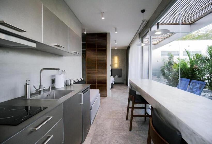 Hotelli Unit Space Village