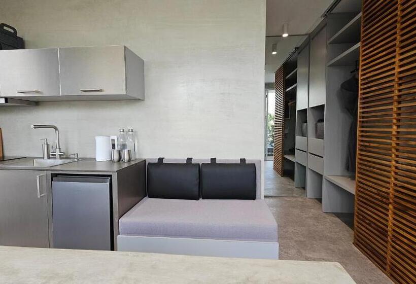 Hotelli Unit Space Village