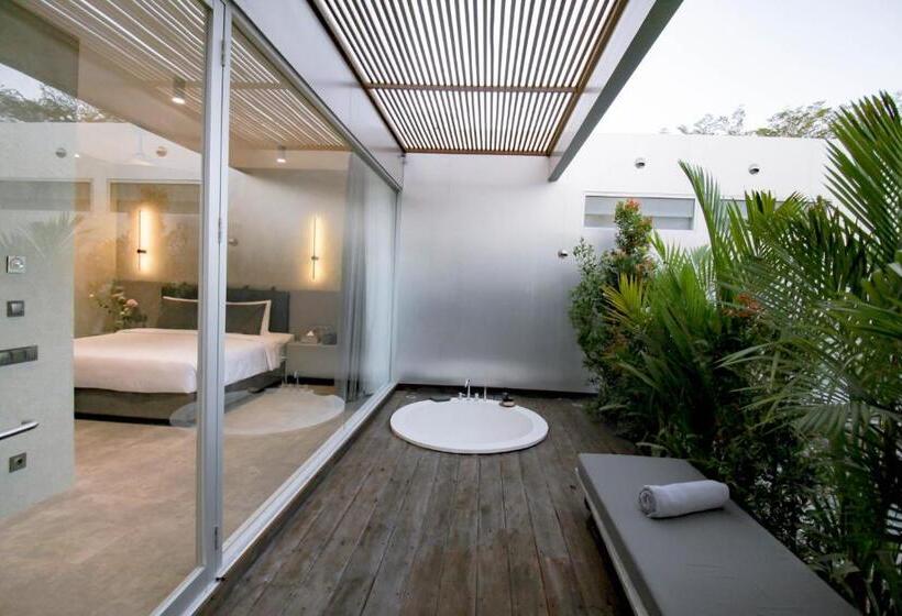 Hotelli Unit Space Village