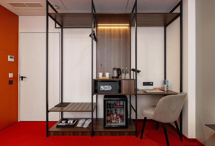 Lev Lifestyle Hotel   Maestro