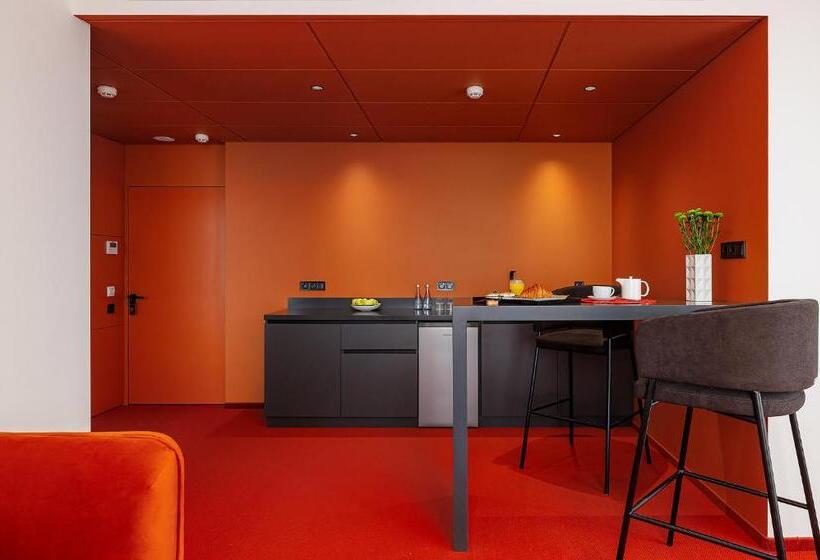 Lev Lifestyle Hotel   Maestro