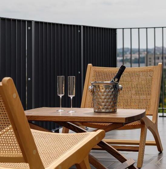 Lev Lifestyle Hotel   Maestro